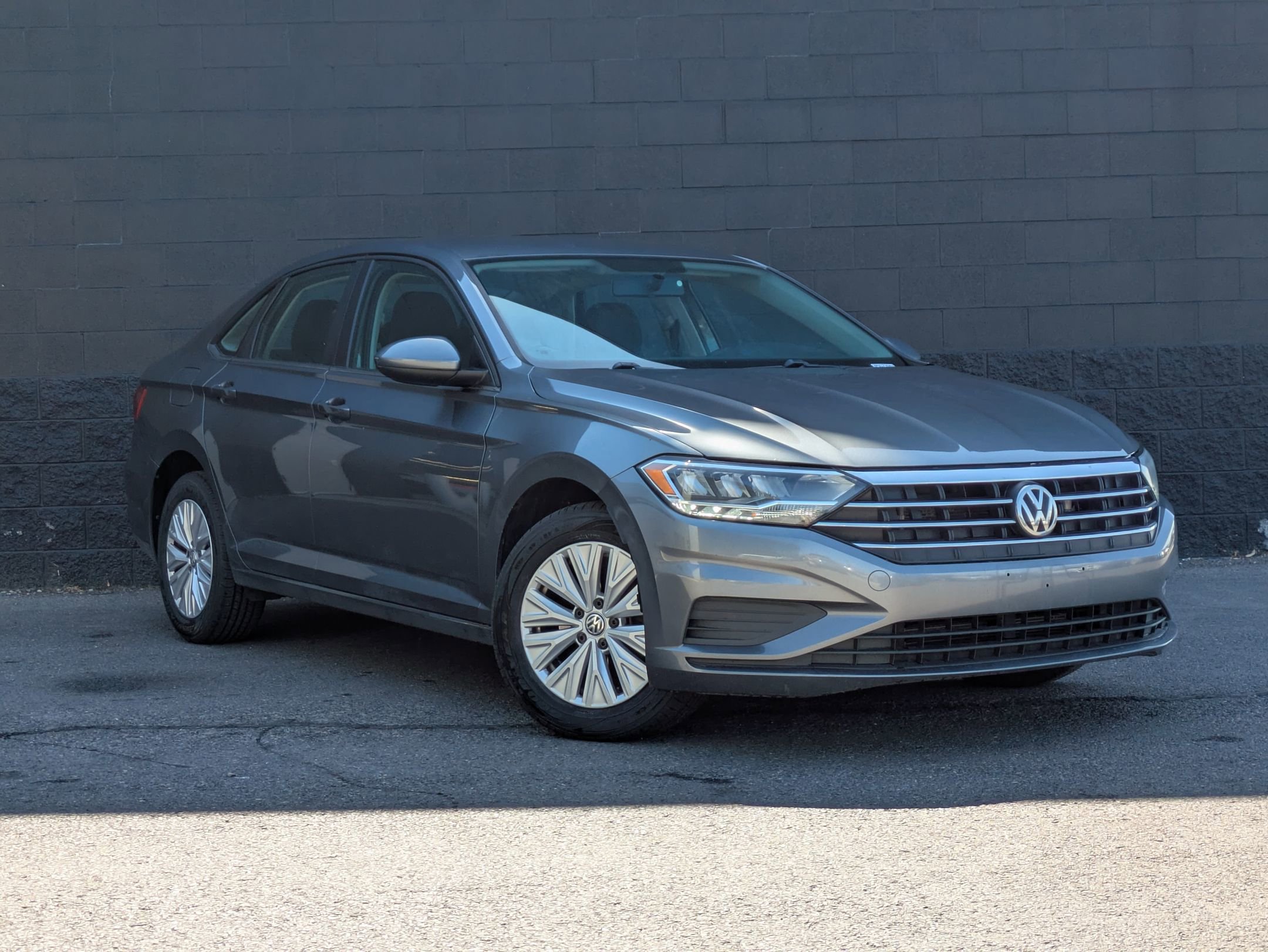 2019 Volkswagen Jetta 1.4T SE photo 2