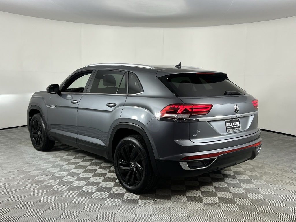 2022 Volkswagen Atlas Cross Sport SE Technology photo 3