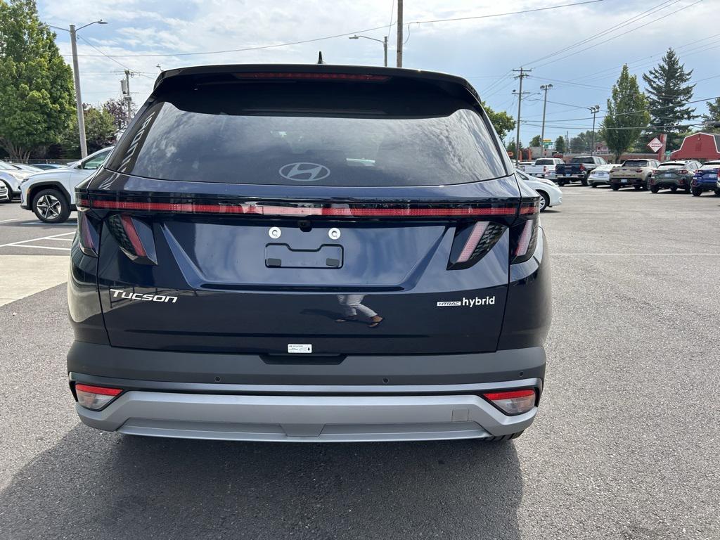 2025 Hyundai Tucson Hybrid Limited photo 5