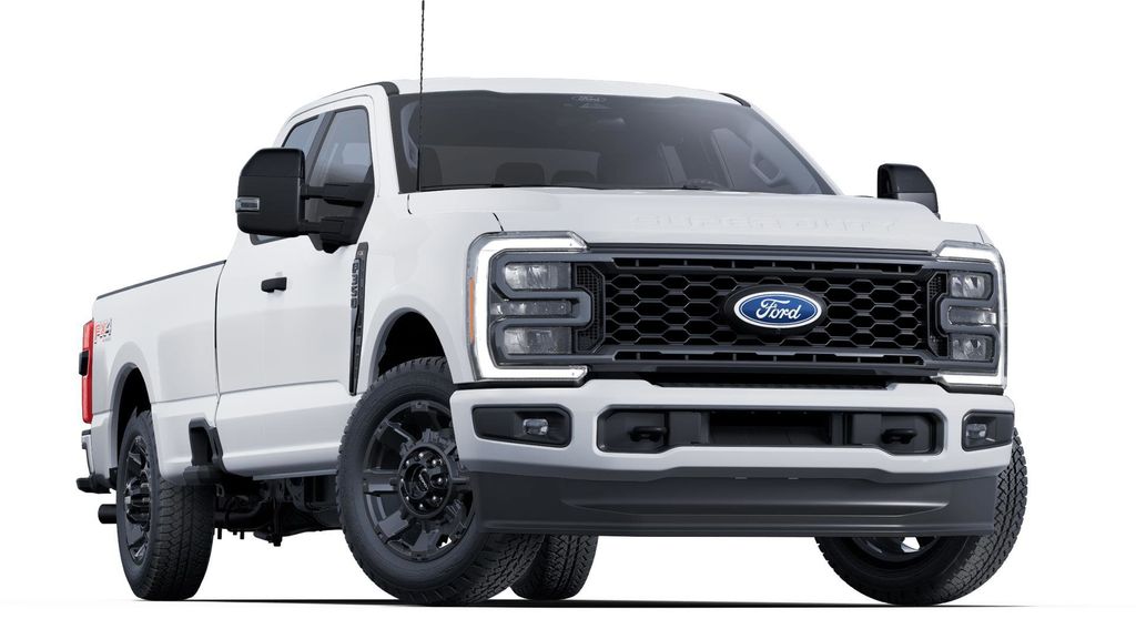 2025 Ford F-350 photo 3