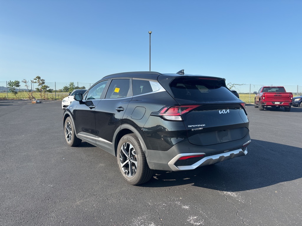 2023 Kia Sportage Hybrid EX photo 2