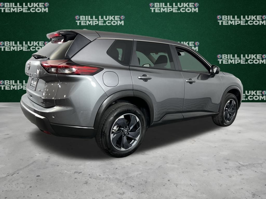 2024 Nissan Rogue SV photo 3