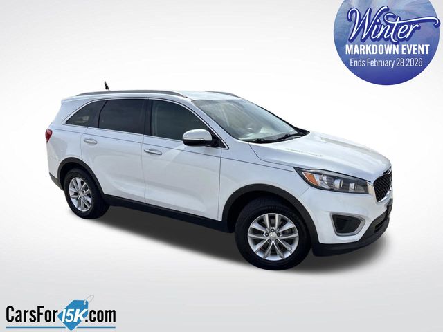 2017 Kia Sorento LX's photo