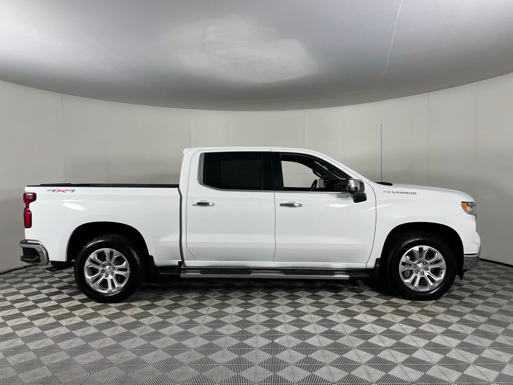 2023 Chevrolet Silverado 1500 LTZ photo 3
