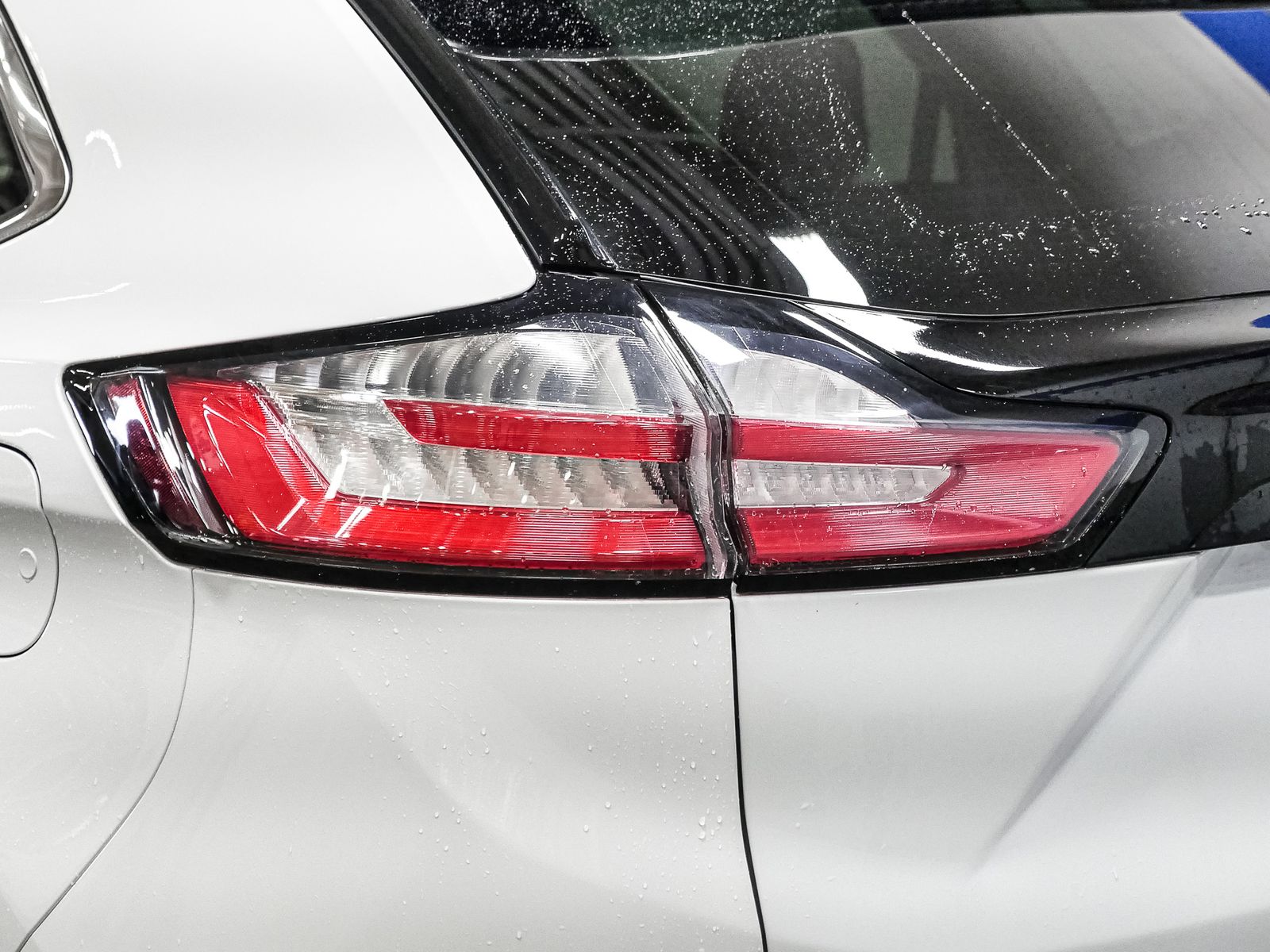 2024 Ford Edge SEL photo 14
