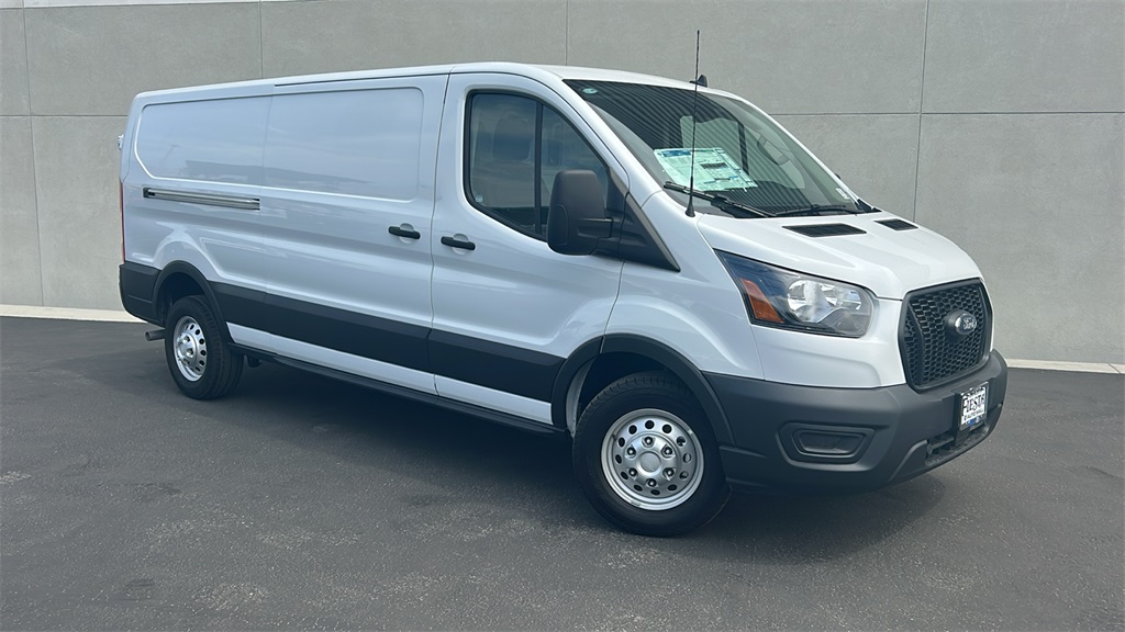 2025 Ford Transit Van Base's photo