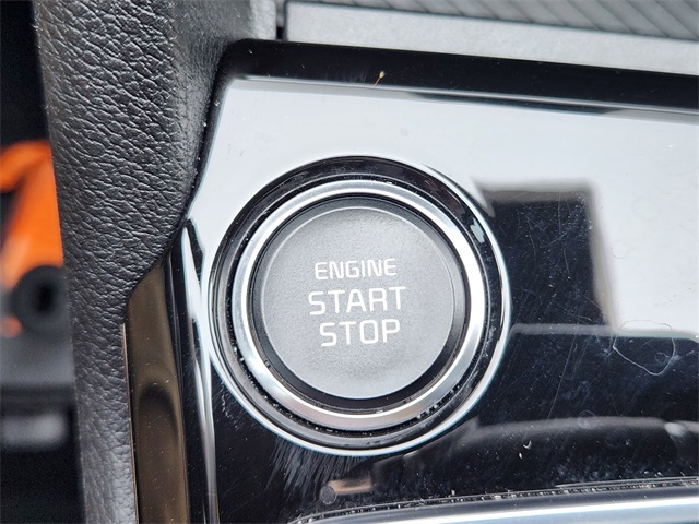 2023 Kia Sportage EX photo 18