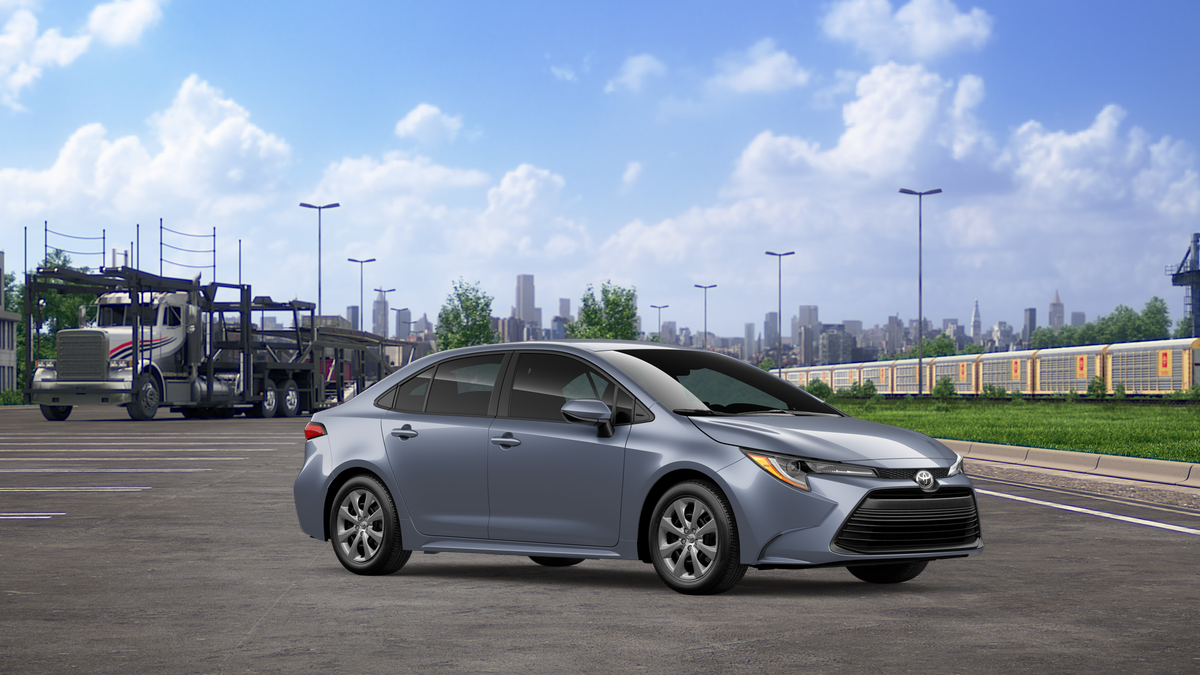 2026 Toyota Corolla LE photo 13