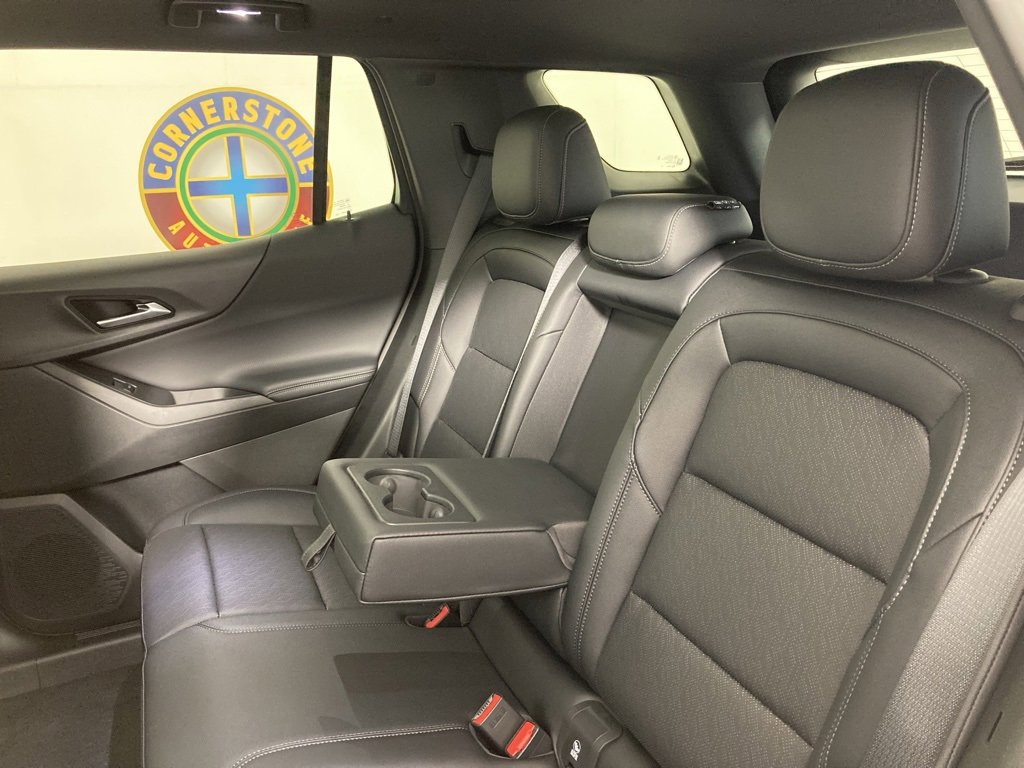 2026 Chevrolet Equinox LT photo 14