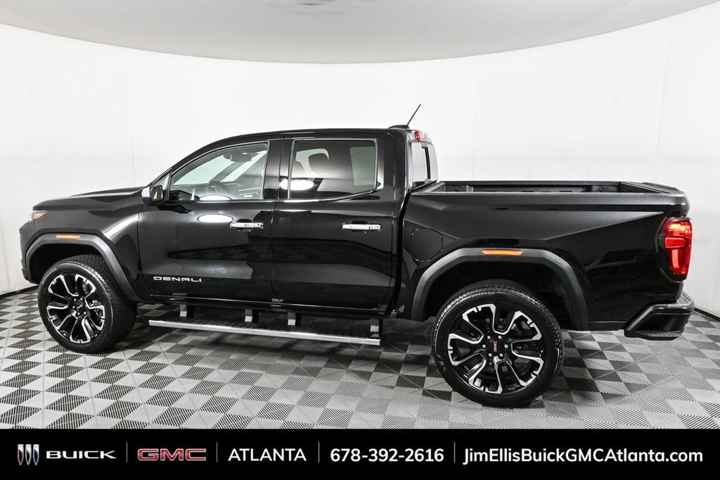 2023 Gmc Canyon Denali photo 2