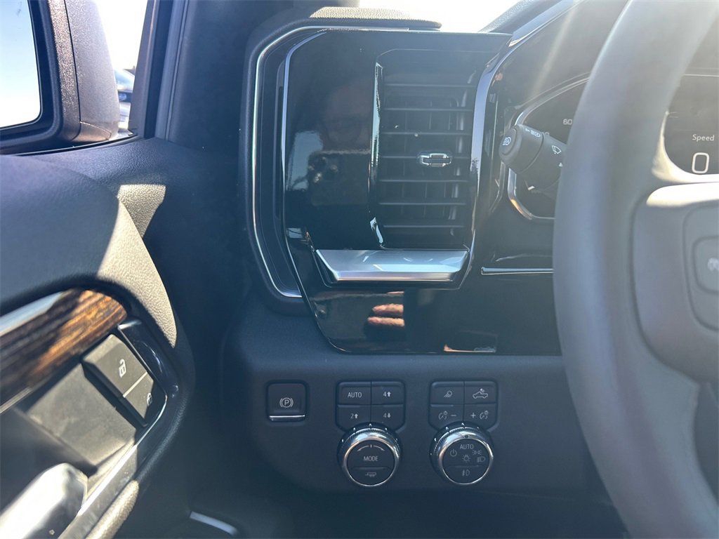 2026 GMC SIERRA - Image 18