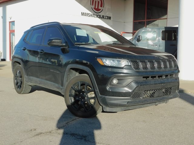 Used 2023 Jeep Compass Altitude with VIN 3C4NJDBN8PT530829 for sale in Crittenden, KY