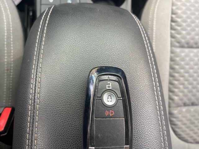 2020 Ford Escape SE photo 20