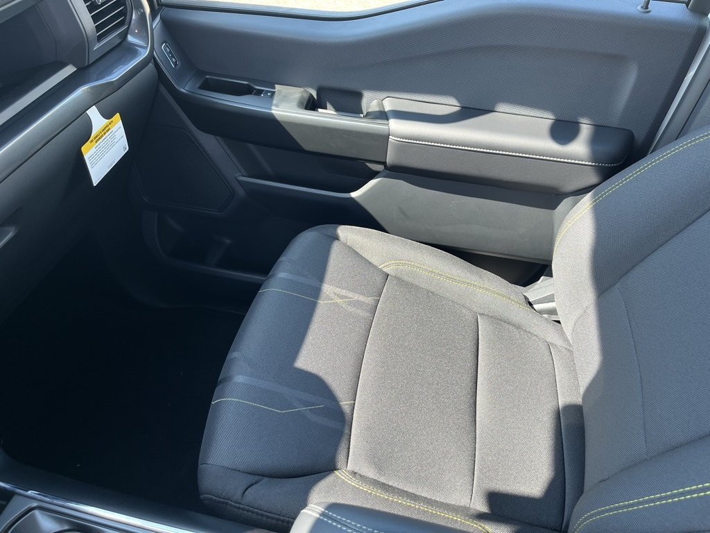 2025 Ford F-150 STX photo 12