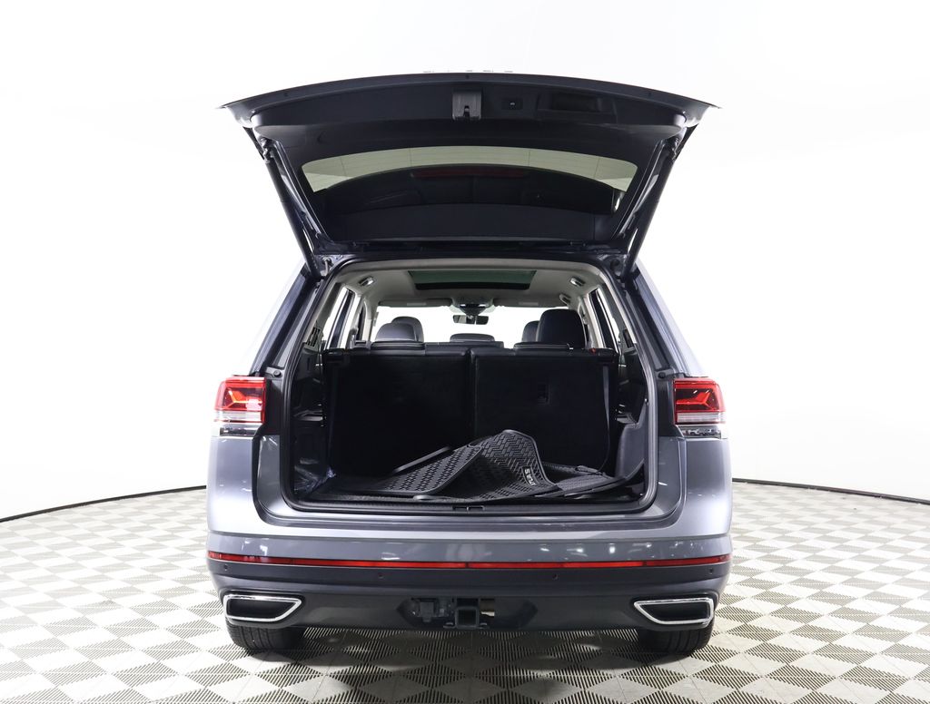 2024 Volkswagen Atlas SE Technology photo 17