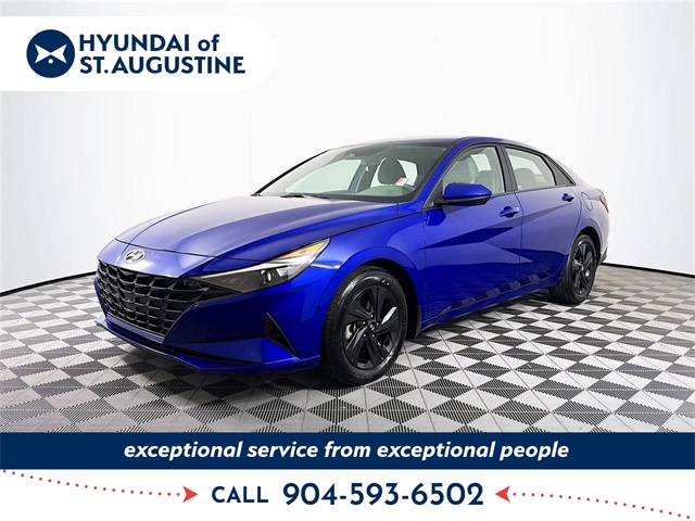 2023 Hyundai Elantra SEL's photo
