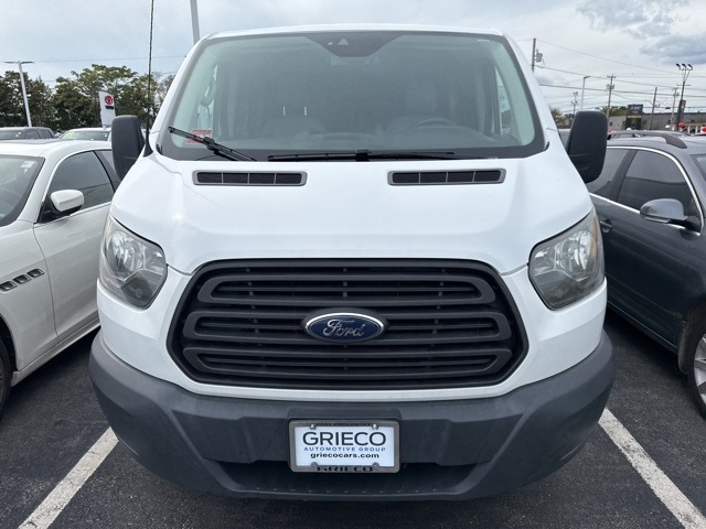 2017 Ford Transit photo 2
