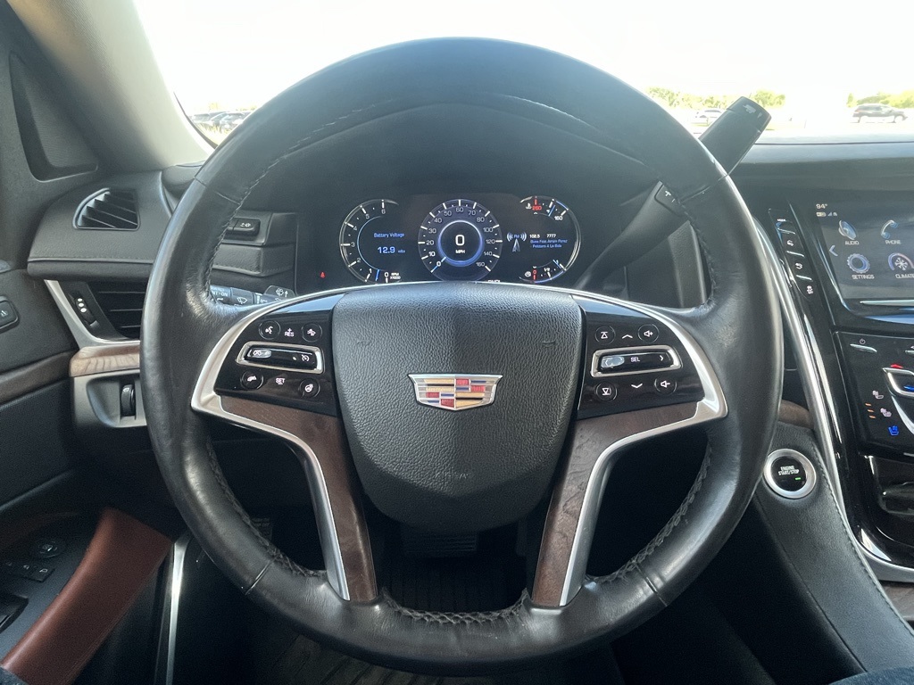 2018 Cadillac Escalade Luxury photo 8