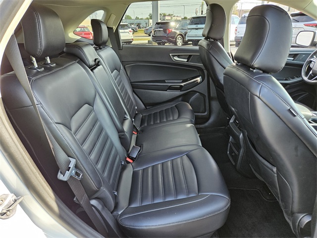 2024 Ford Edge SEL photo 14