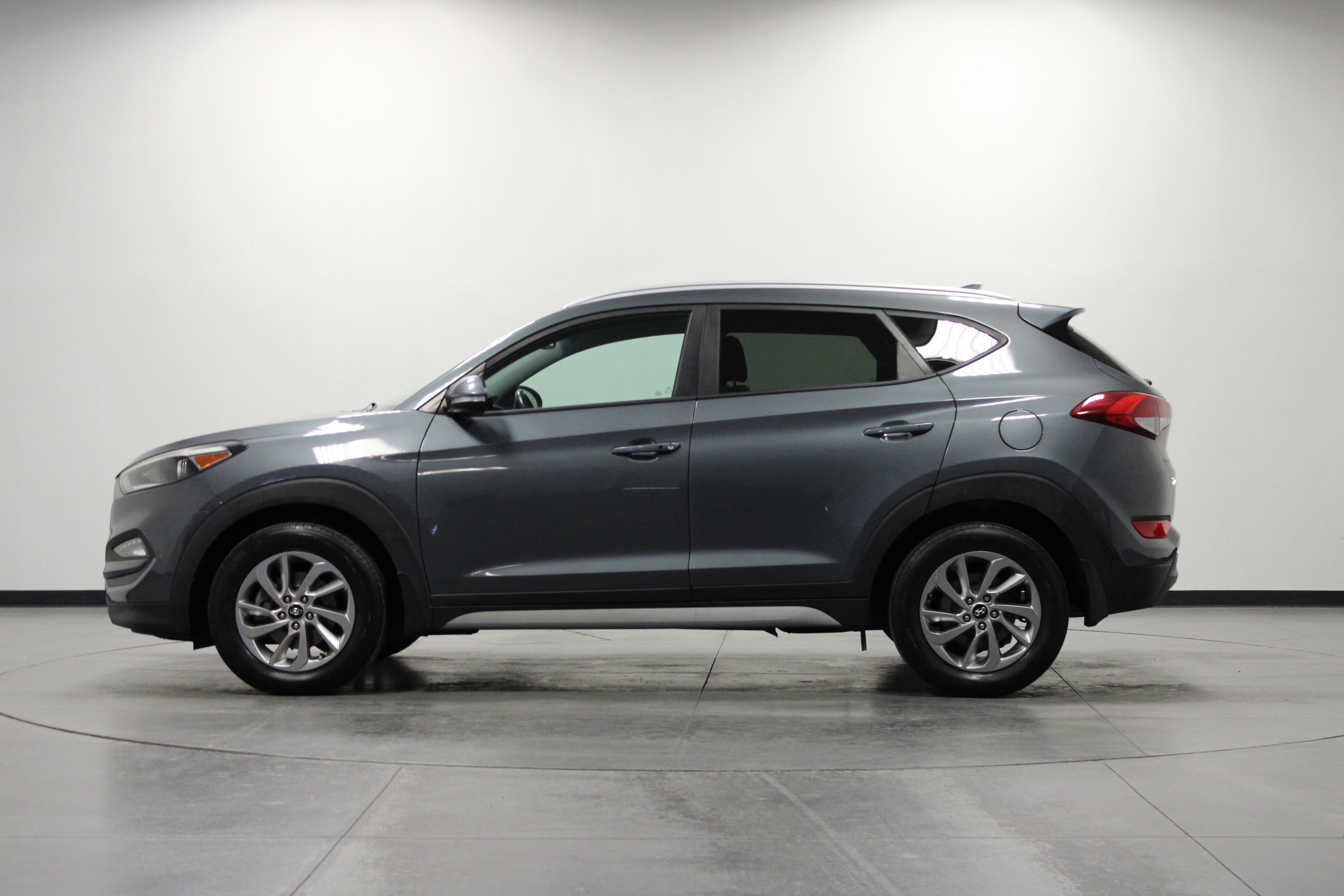 2017 Hyundai Tucson SE Plus photo 6
