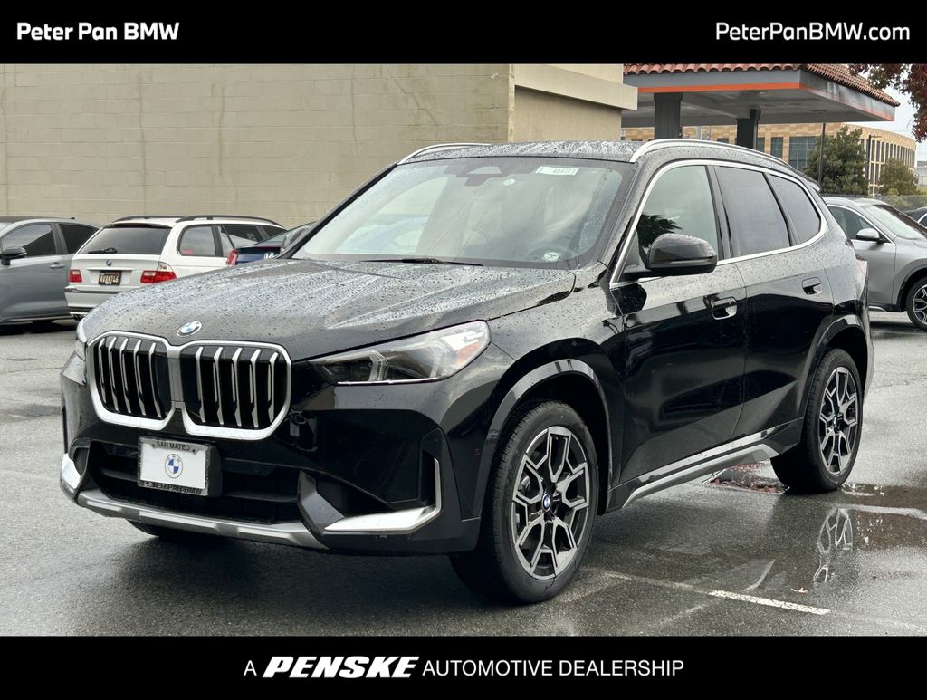 2026 BMW X1 28i's photo