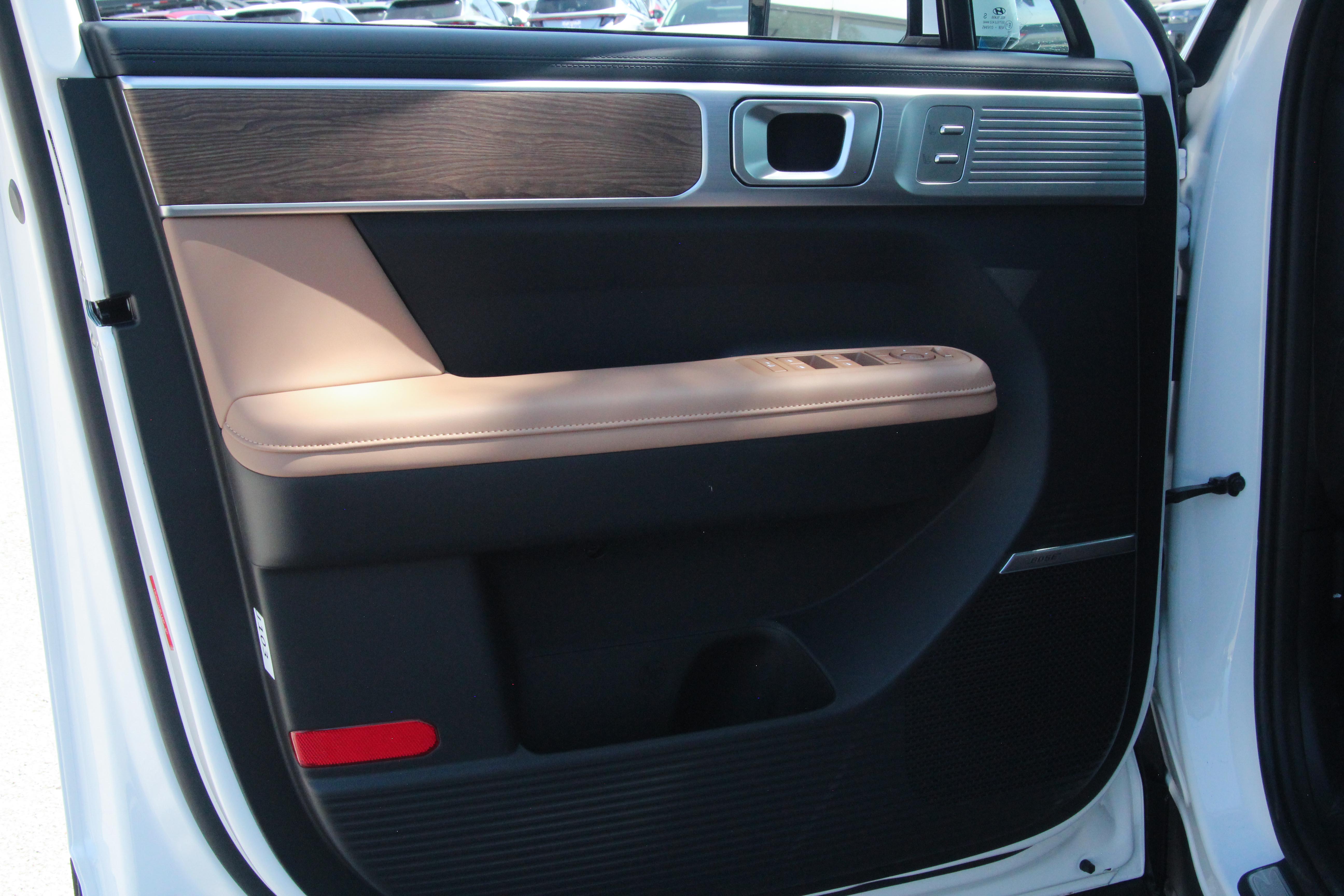 2026 Hyundai Santa Fe Calligraphy photo 11