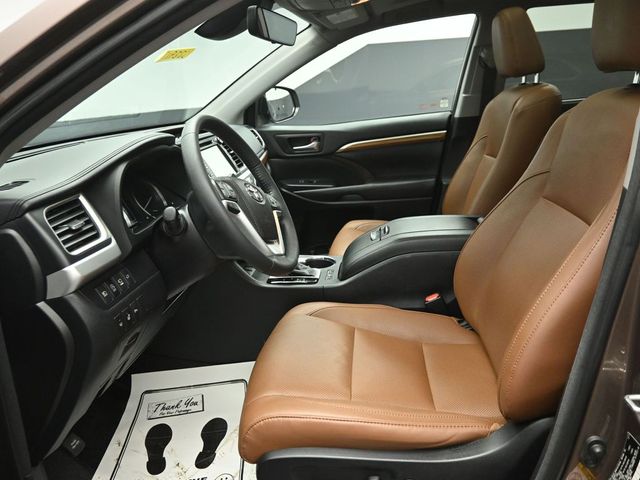 2018 TOYOTA HIGHLANDER - Image 9