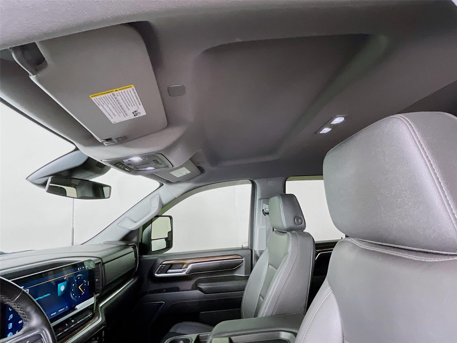 2024 Chevrolet Silverado 2500HD LT photo 4