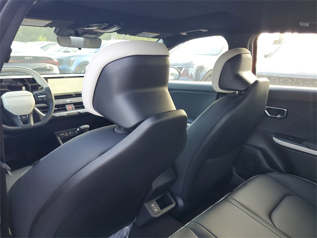 2025 Kia K4 GT-Line photo 20