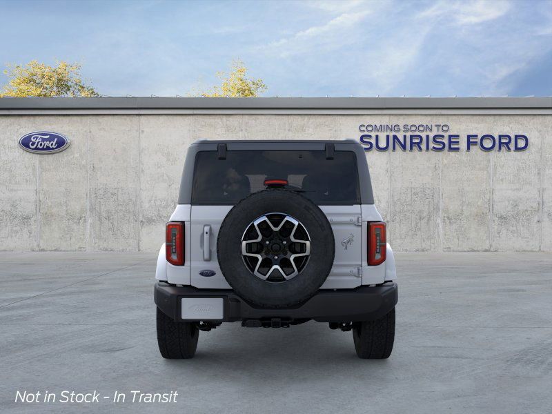 2025 Ford Bronco Outer Banks photo 5