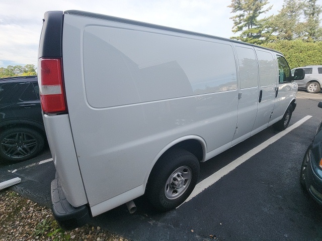 2022 Chevrolet Express 2500 Work Van Cargo photo 2