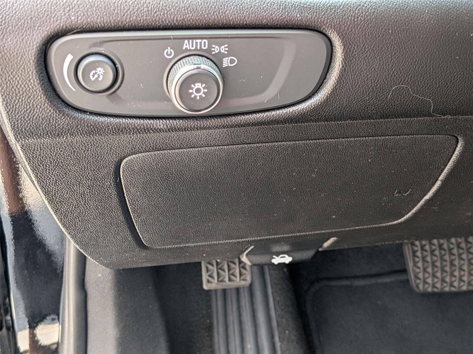 2020 Chevrolet Malibu 1LT photo 14