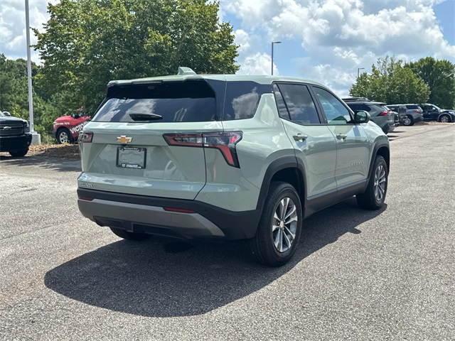 2025 Chevrolet Equinox LT photo 5