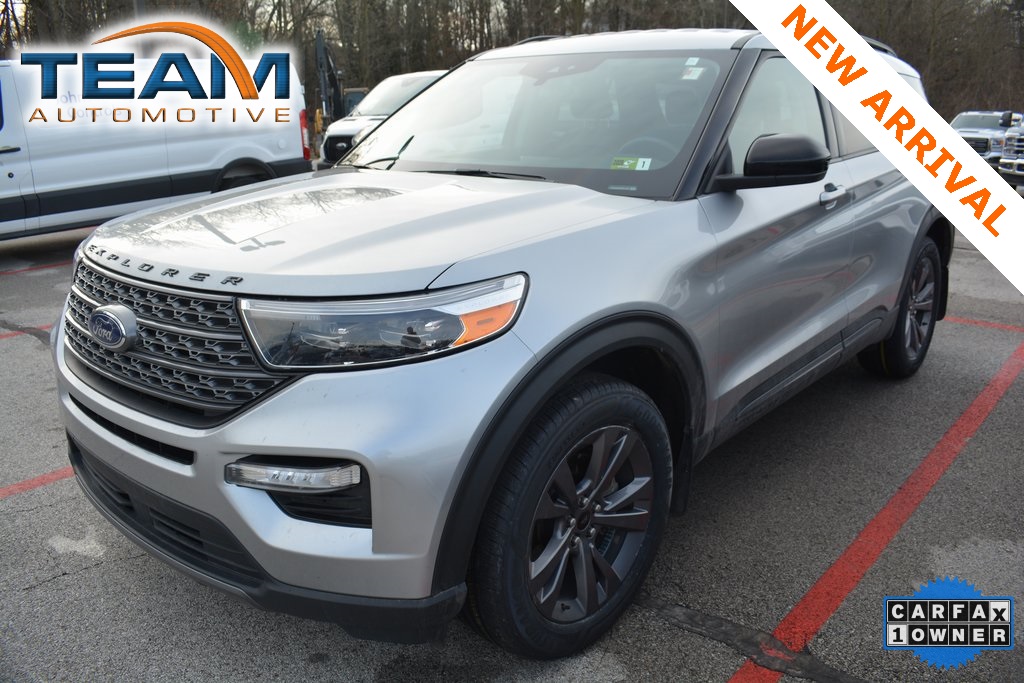 2022 Ford Explorer XLT's photo