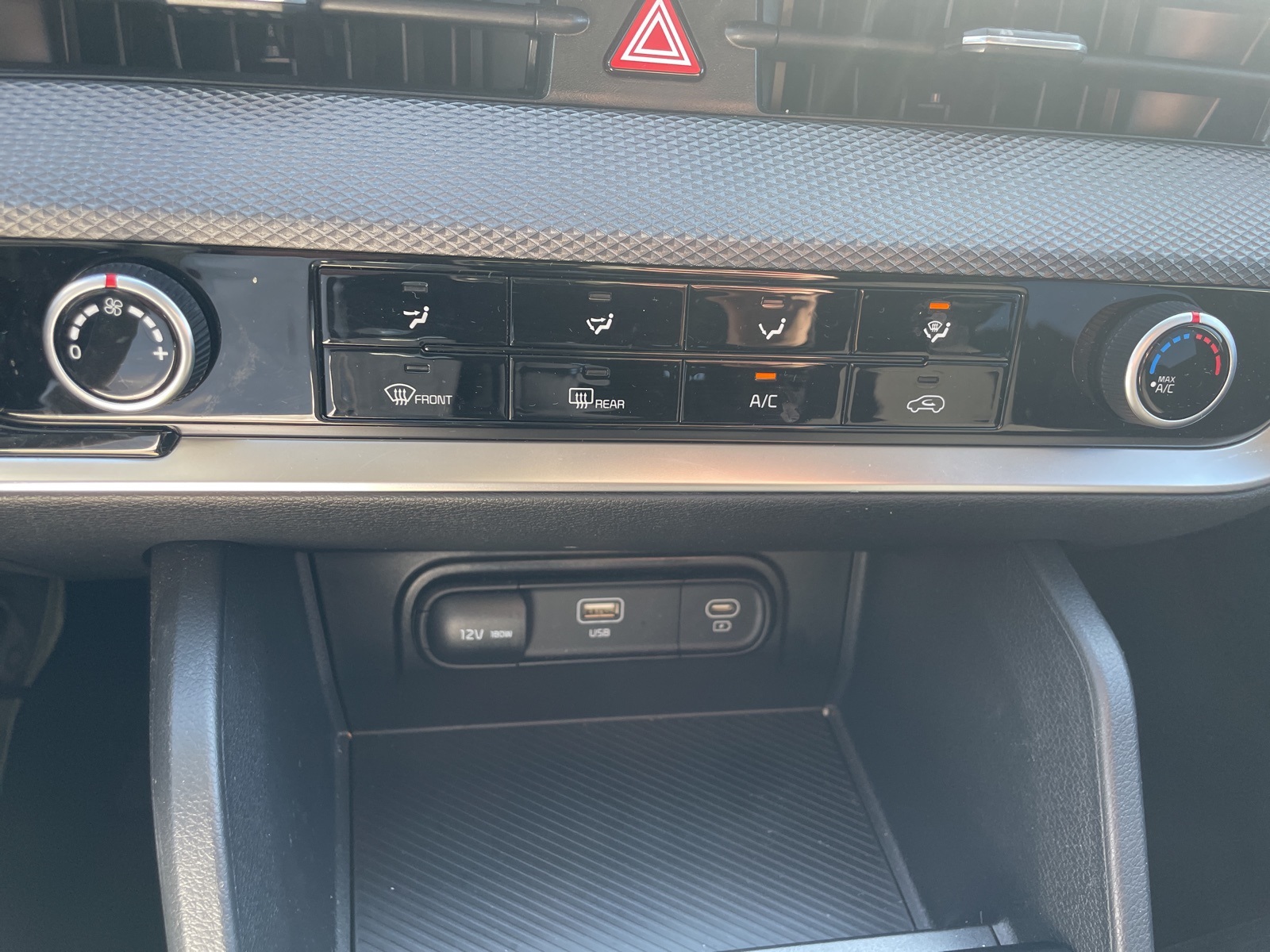 2025 Kia Sportage LX photo 10