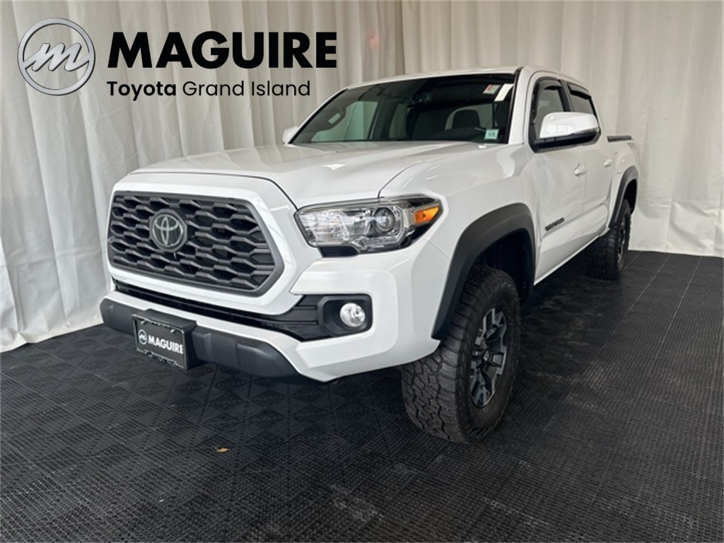 2021 Toyota Tacoma SR5's photo