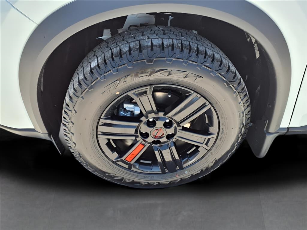 2025 Nissan Rogue SV photo 6