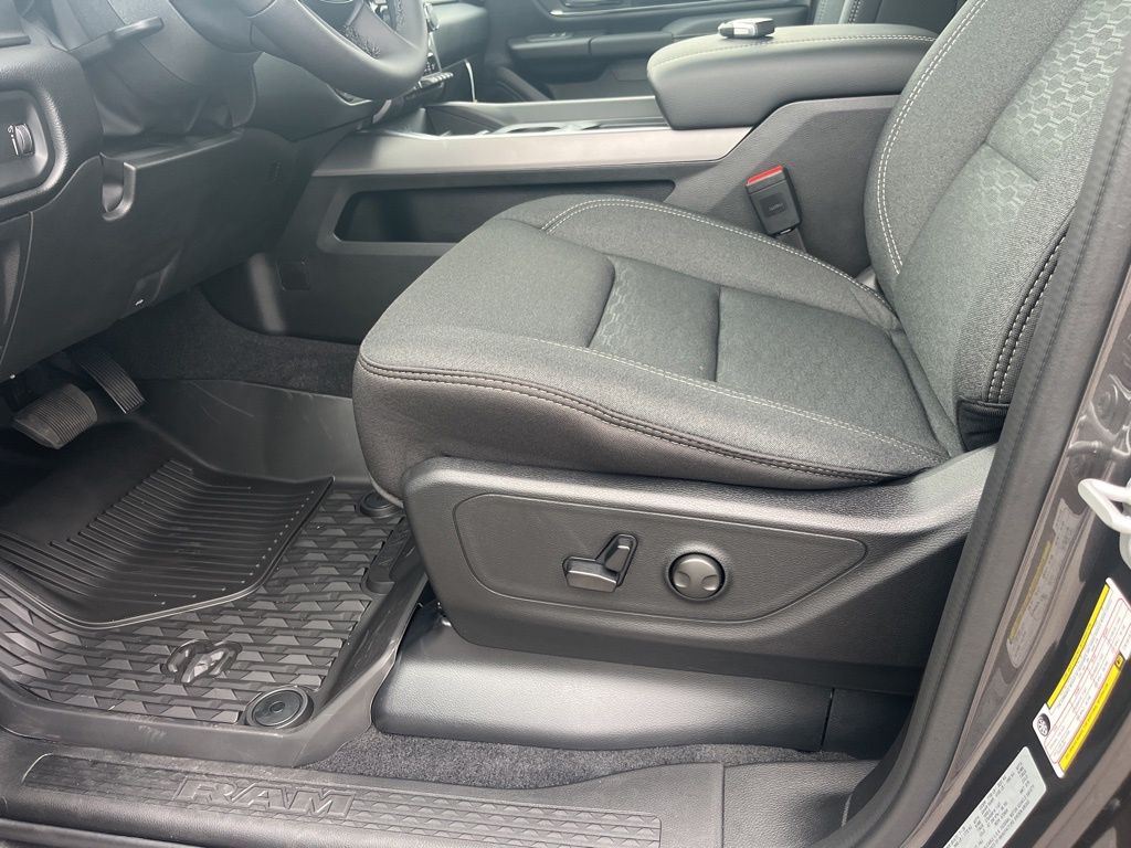 2026 Ram 1500 Big Horn Lone Star photo 8