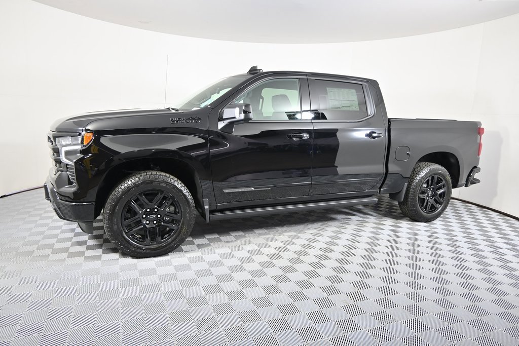 2026 Chevrolet Silverado 1500 High Country photo 2