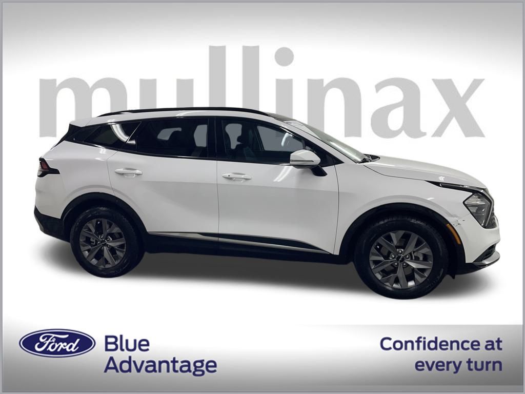 2023 Kia Sportage SX photo 2