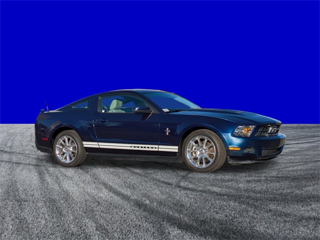 Used 2011 Ford Mustang V6 Premium with VIN 1ZVBP8AM2B5151283 for sale in Ocala, FL