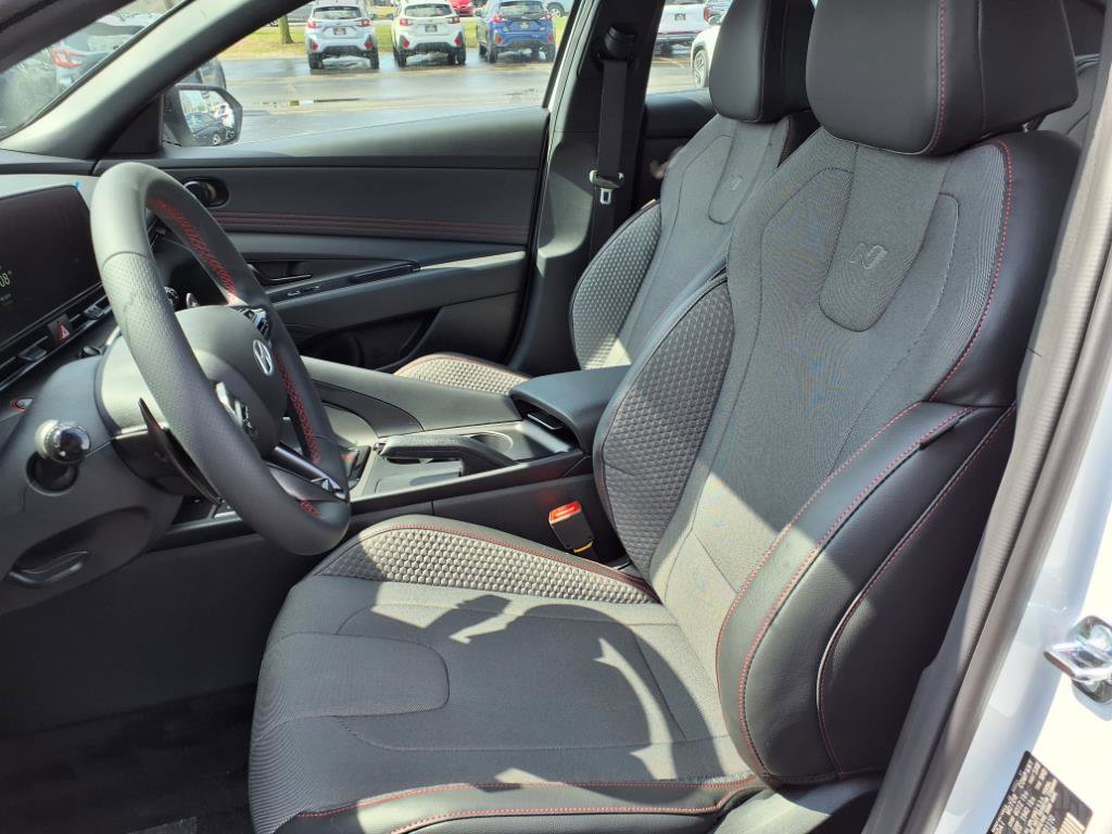 2025 Hyundai Elantra N Line photo 4