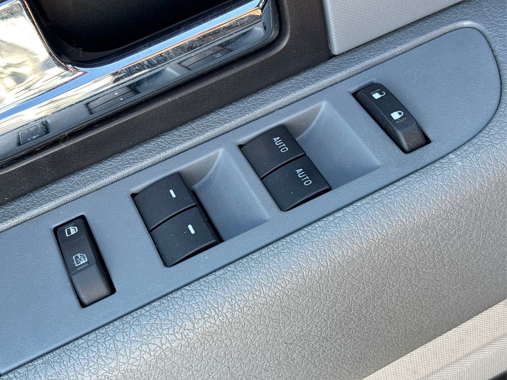 2014 Ford F-150 STX photo 22