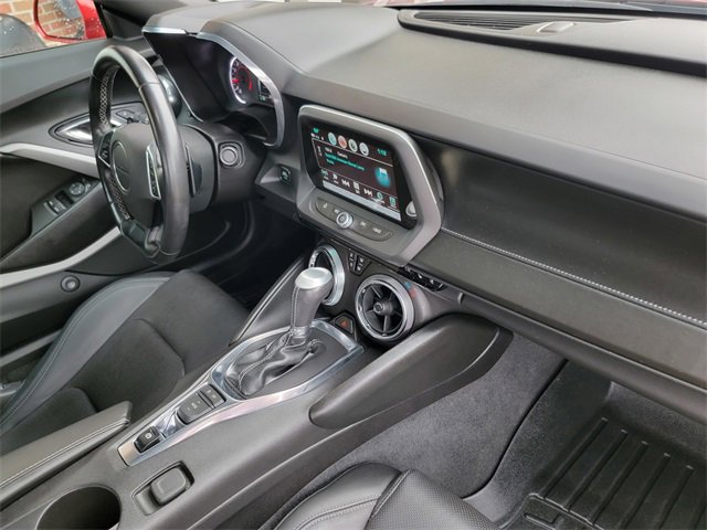 2018 Chevrolet Camaro 2LT 3LT photo 16