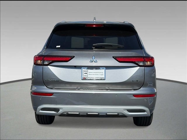 2022 Mitsubishi Outlander SEL photo 5