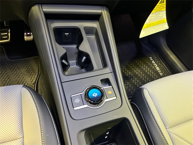 2025 Volkswagen Tiguan SE R-Line Black photo 18