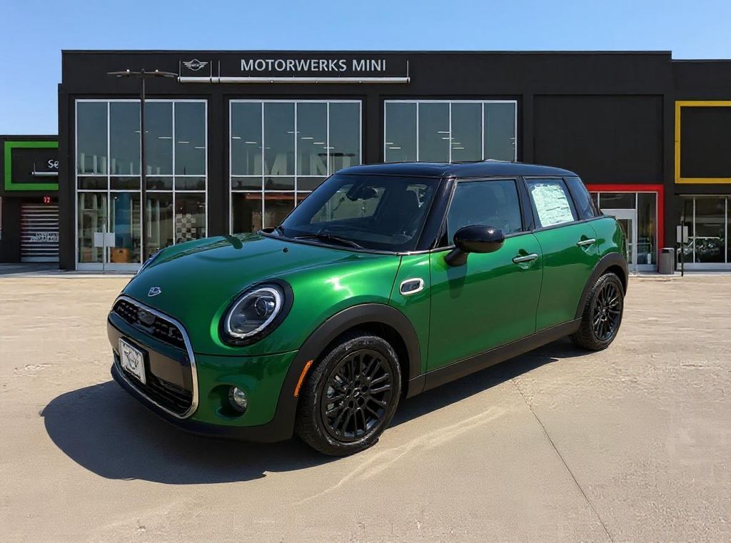 2026 MINI Hardtop 4 Door S's photo