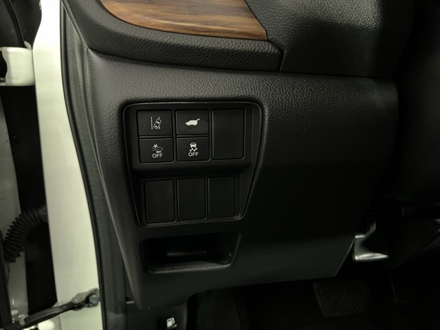 2017 Honda CR-V EX-L photo 18