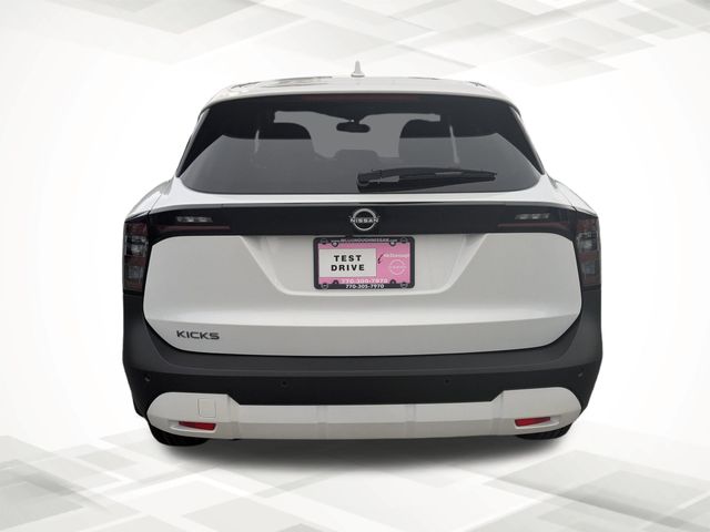 2025 Nissan Kicks SV photo 2
