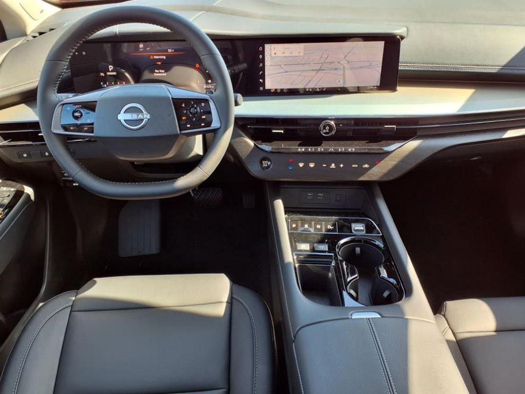 2025 Nissan Murano SL photo 2